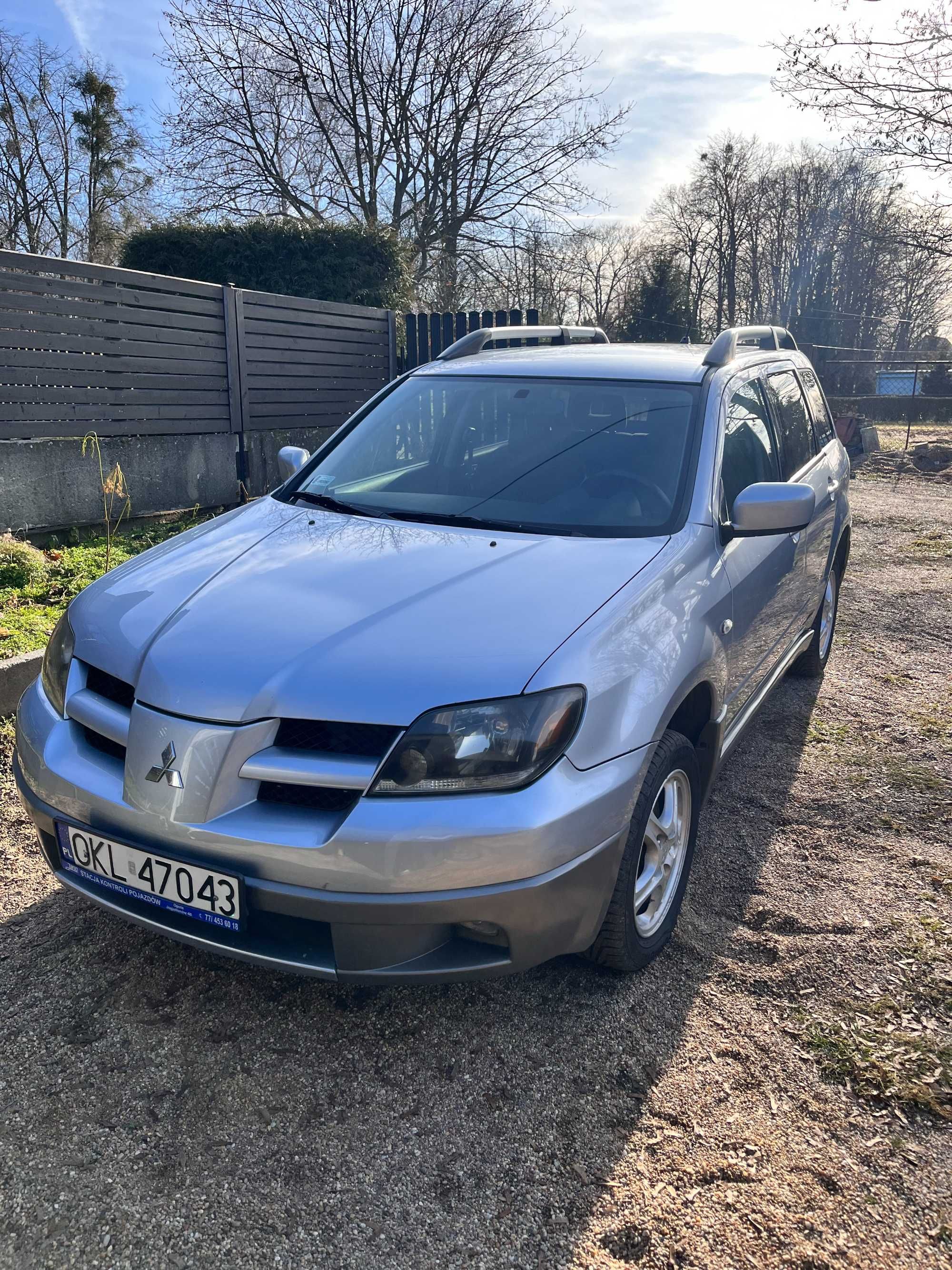 Mitsubishi Outlander 1