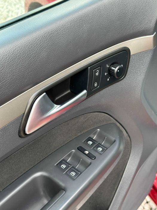 Продам Volkswagen Touran 2006 рік можлива розстрочка,кредит,обмін!