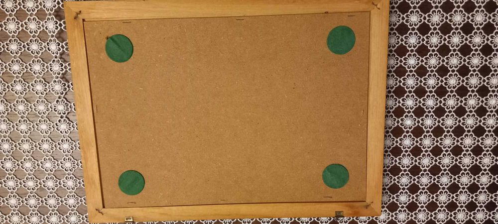 Stara plastyka w dębowej ramie