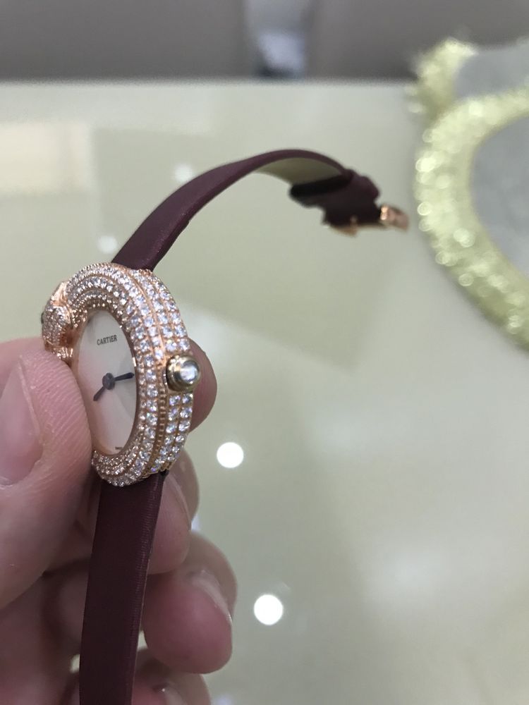 Часы Cartier