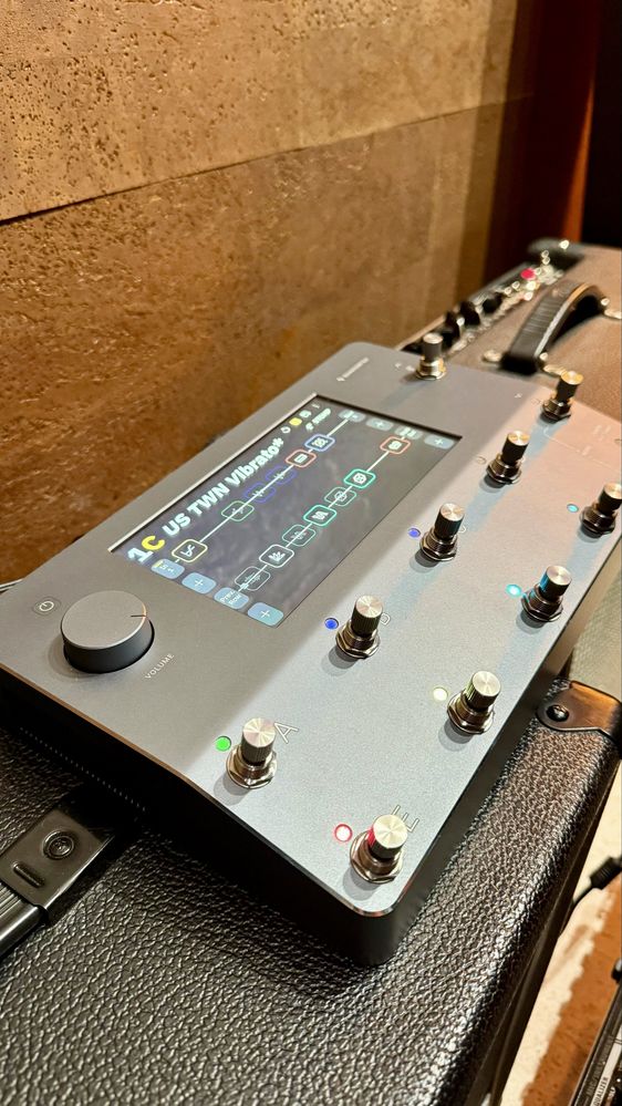 Neural DSP Quad Cortex – stan idealny + gigcase + Decksaver