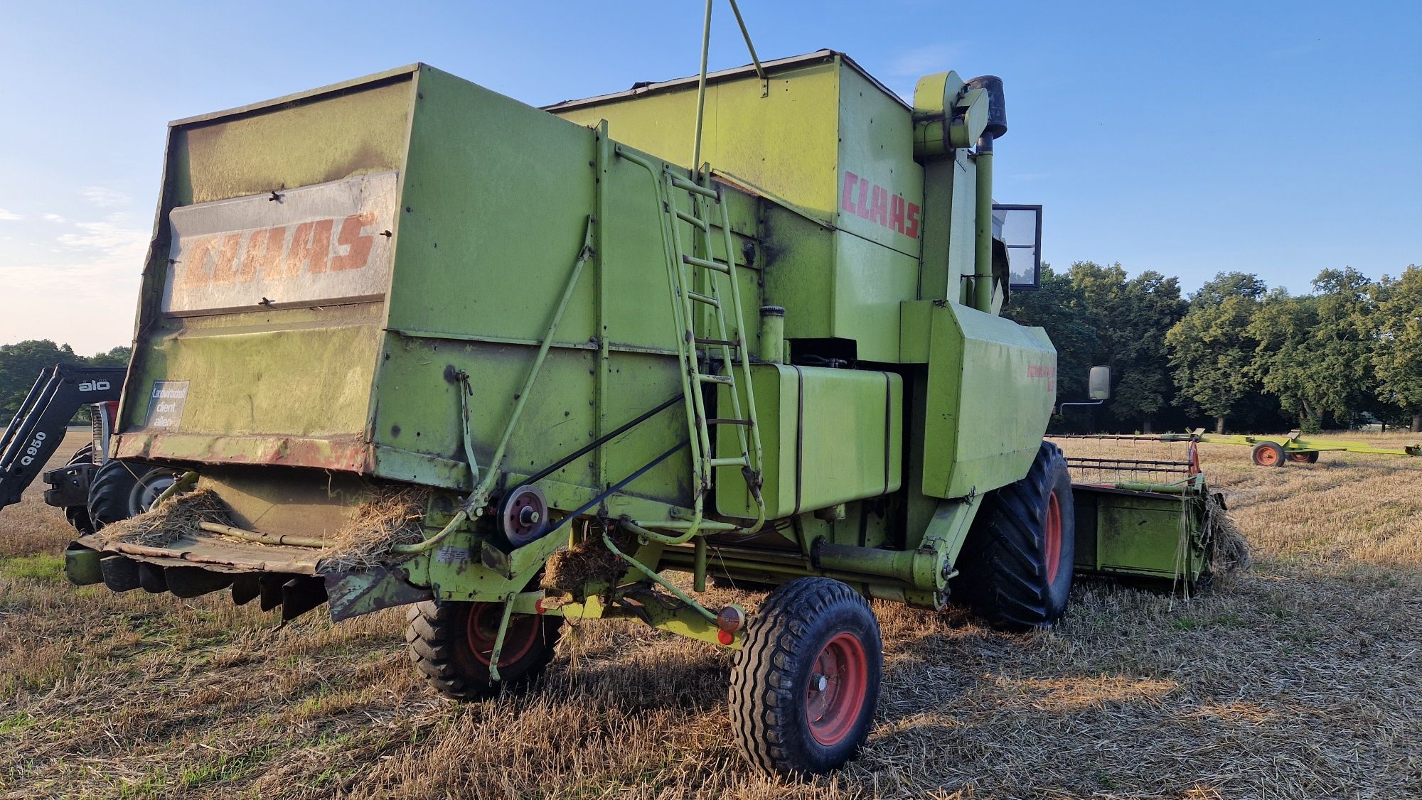 Claas Dominator 85