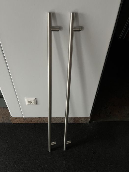 2 barras em inox para portas de vidro