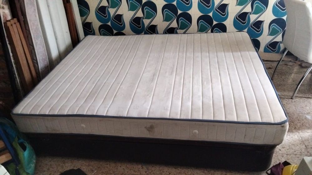 Sumier com arrumação 160 por 2 metros de comprimento