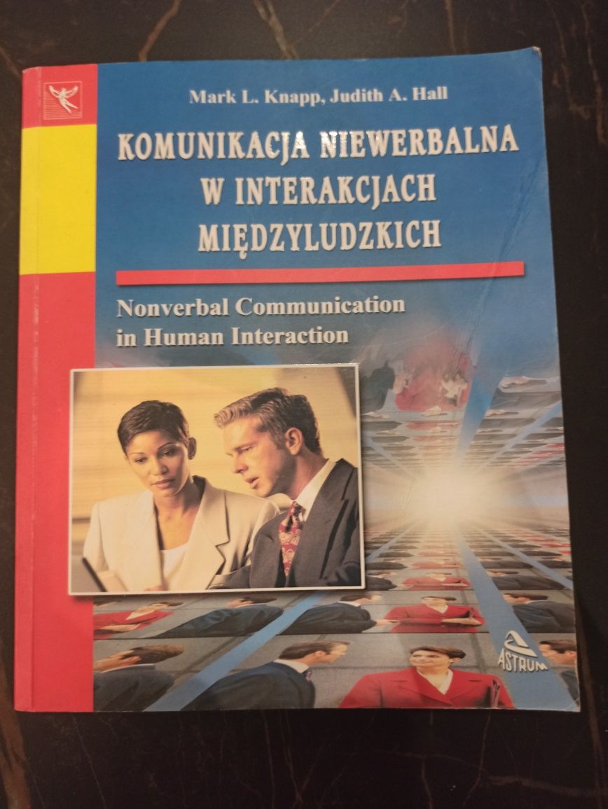 Komunikacja niewerbalna w interakcjach międzyludzkich