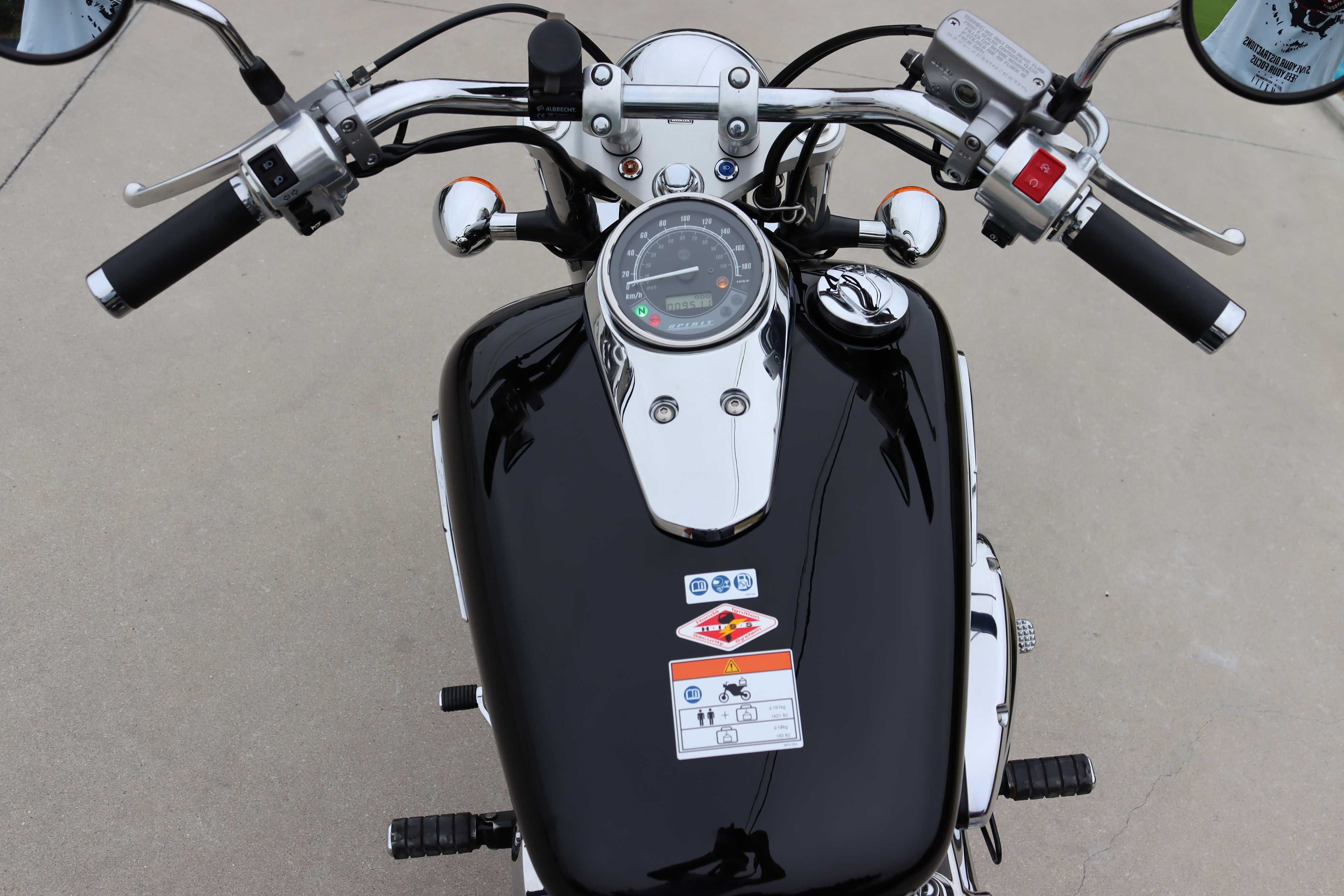 Honda Shadow 750 C/ Nova (11)