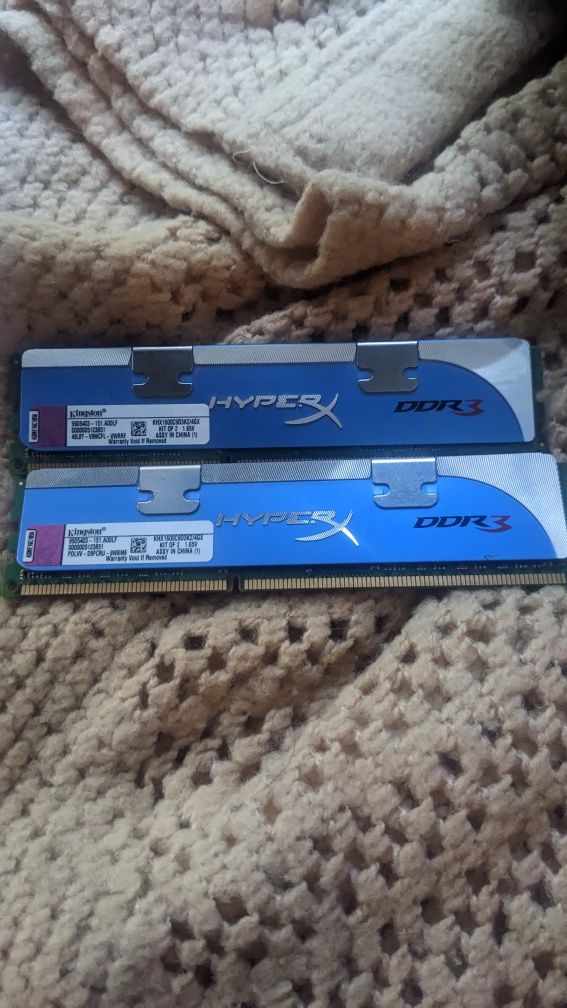 Оперативная память xyperX ddr3 (2 плашки)