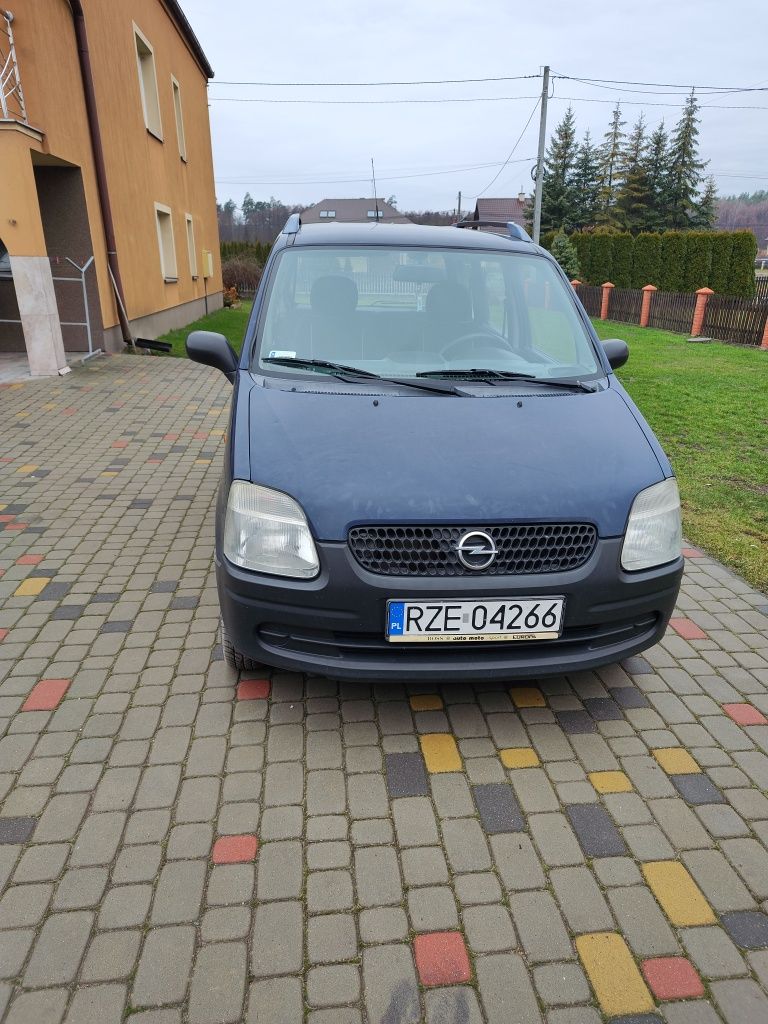 Opel Agila 1.0 2002r.