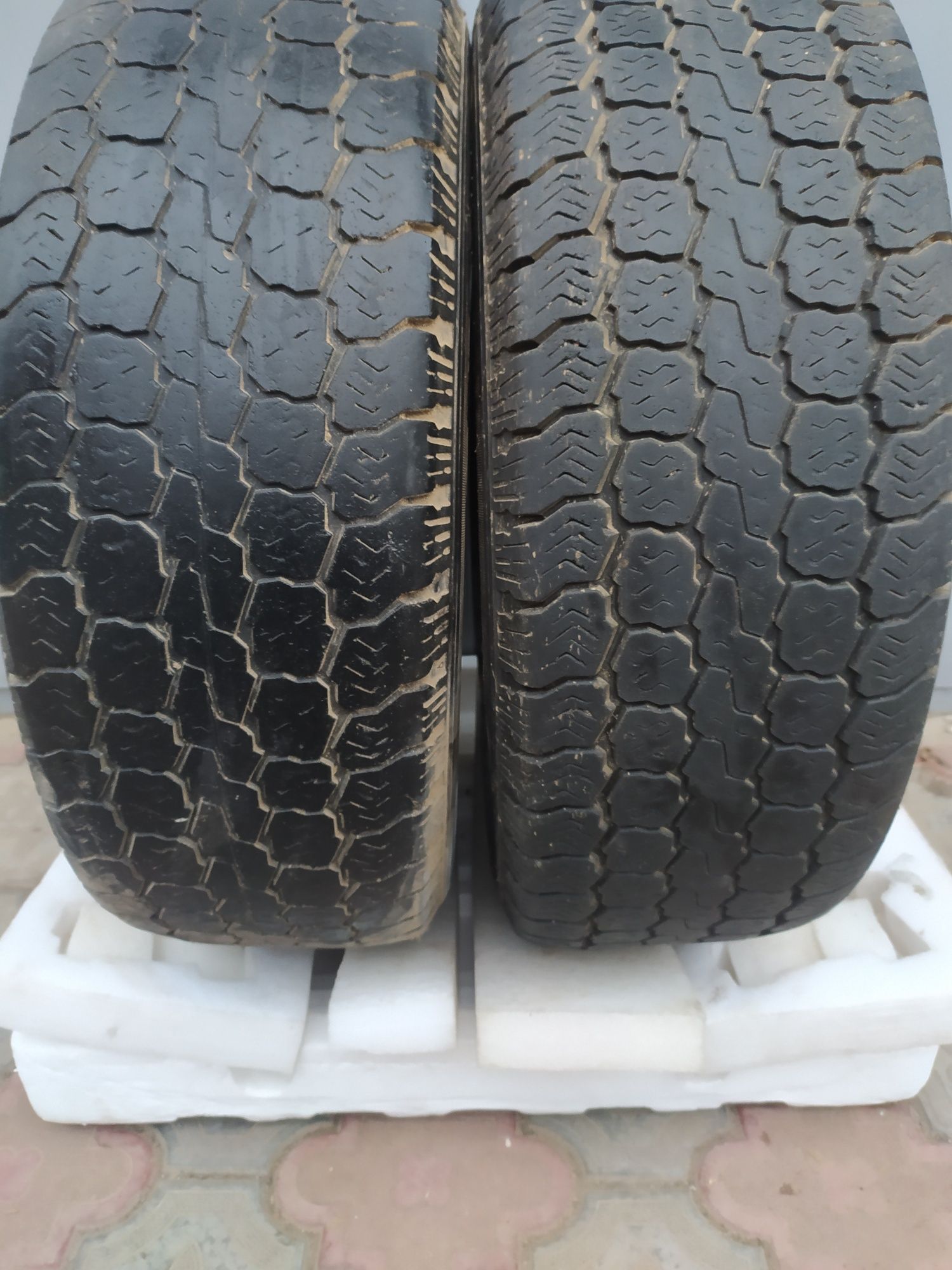 Резина GOODYEAR 235/65 R16C  з Німеччини