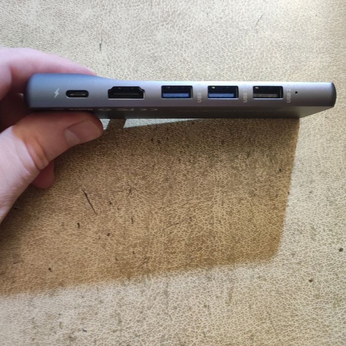 Многопортовый адаптер хаб для MacBook Dodocool DC73GY