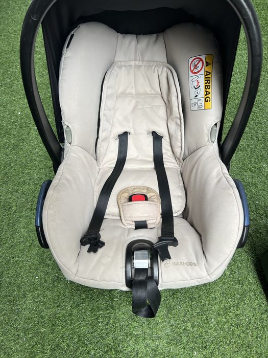 Babycoque Maxi-Cosi, com base para carro