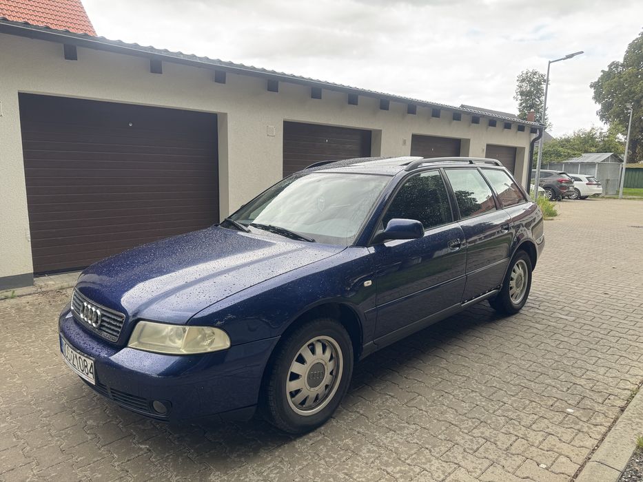 Audi a4b5 polift, 1.8 benzyna, automat