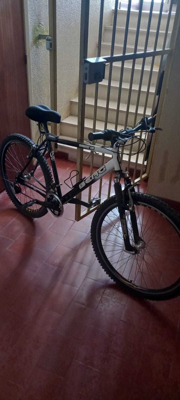 Bicicleta  em bom estado