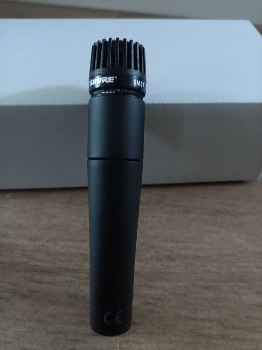 Vendo  microfone Shure SM57