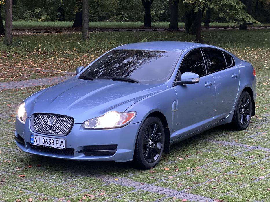 Jaguar Xf 2008 року