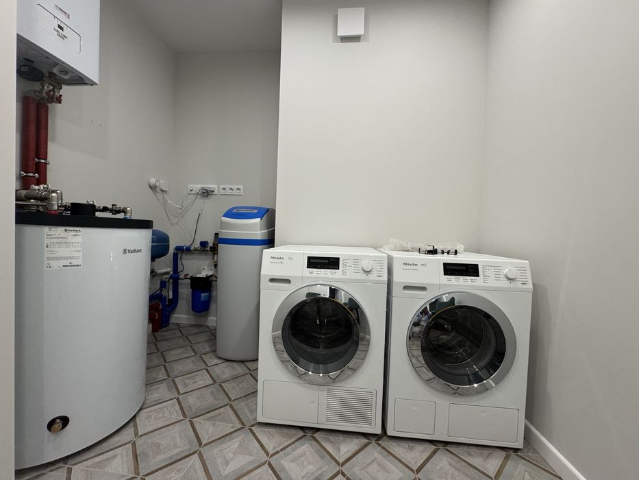 Перша сдача 4к біля метр,Контрактова площа, Подол, Нижній Вал,27/29