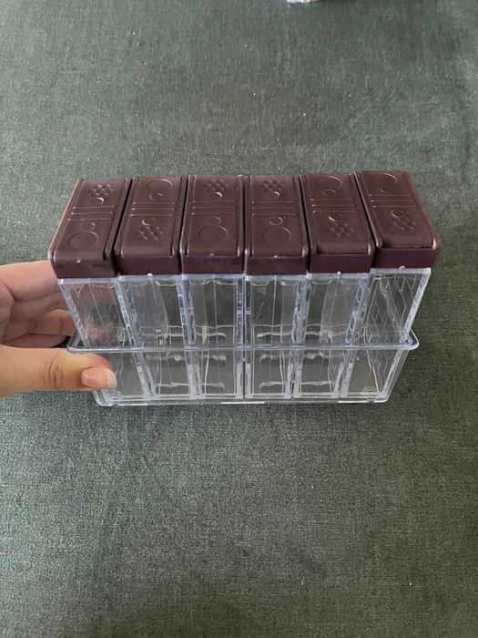 Pojemniki na przyprawy\3