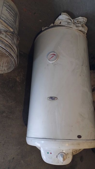 Bojler. Podgrzewacz wody 80 litrów.