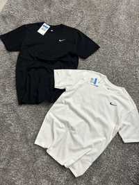 Sygnowana koszulka NIKE LOGO T-SHIRT