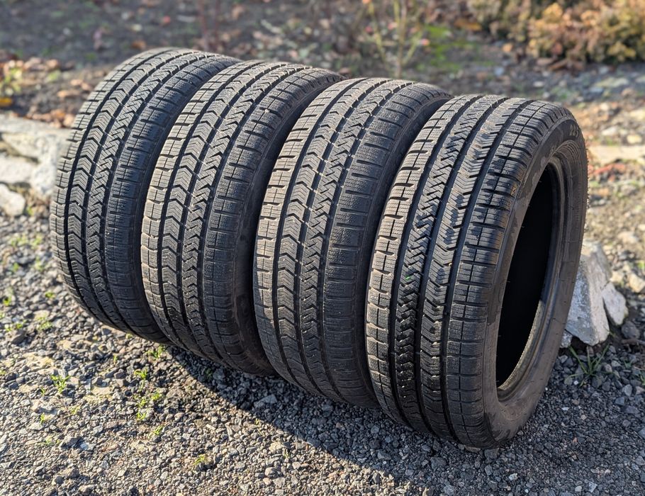 Зимова резина 225/50/17 рік 2022