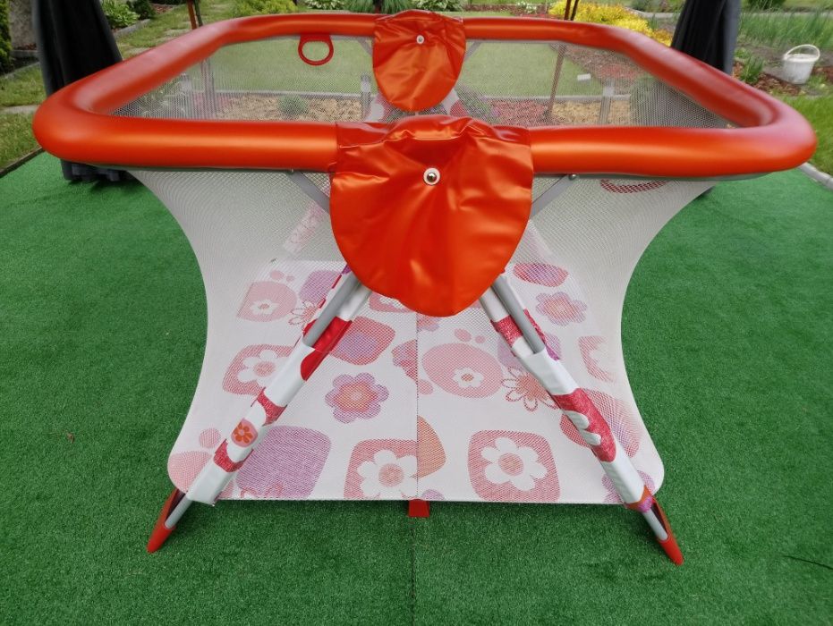 Kojec Brevi 103x103x82cm