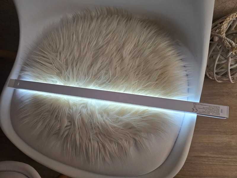 Lampa lampki podszafkowe LED 50cm z czujnikiem ruchu USB do kuchni