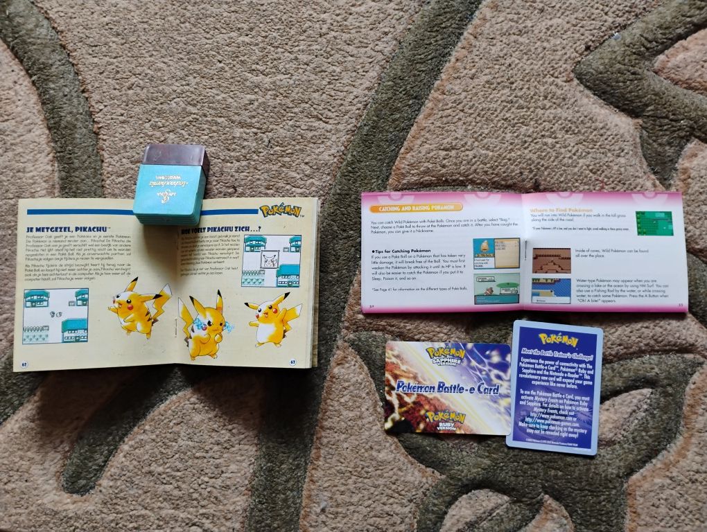 2x książeczki booklety pokemon yellow oraz ruby