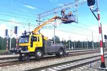 Volvo F6 KOLEJOWY PODEST PLATFORMA DWUDROGOWY DWUDROŻNY Tramwaje Kolej  Podnośnik pojazd drogowo szynowy podest