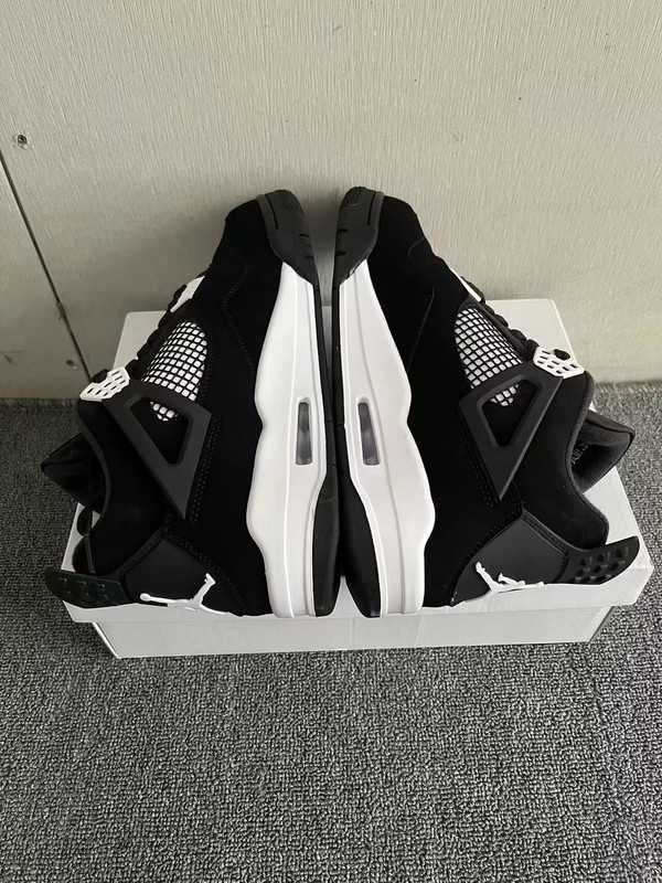 Jordan 4 Retro White Thunder EU.41