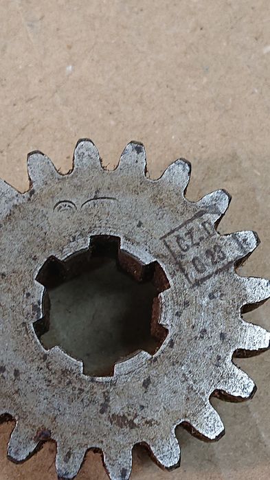 Koło przesuwne Z20 Jawa 250 Čz 350 Jawa KÝVAČKA  panelka oryginał PAL