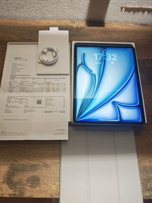 iPad Air 13" 128GB Azul Semi-novo, C/Garantia Aceito Retomas