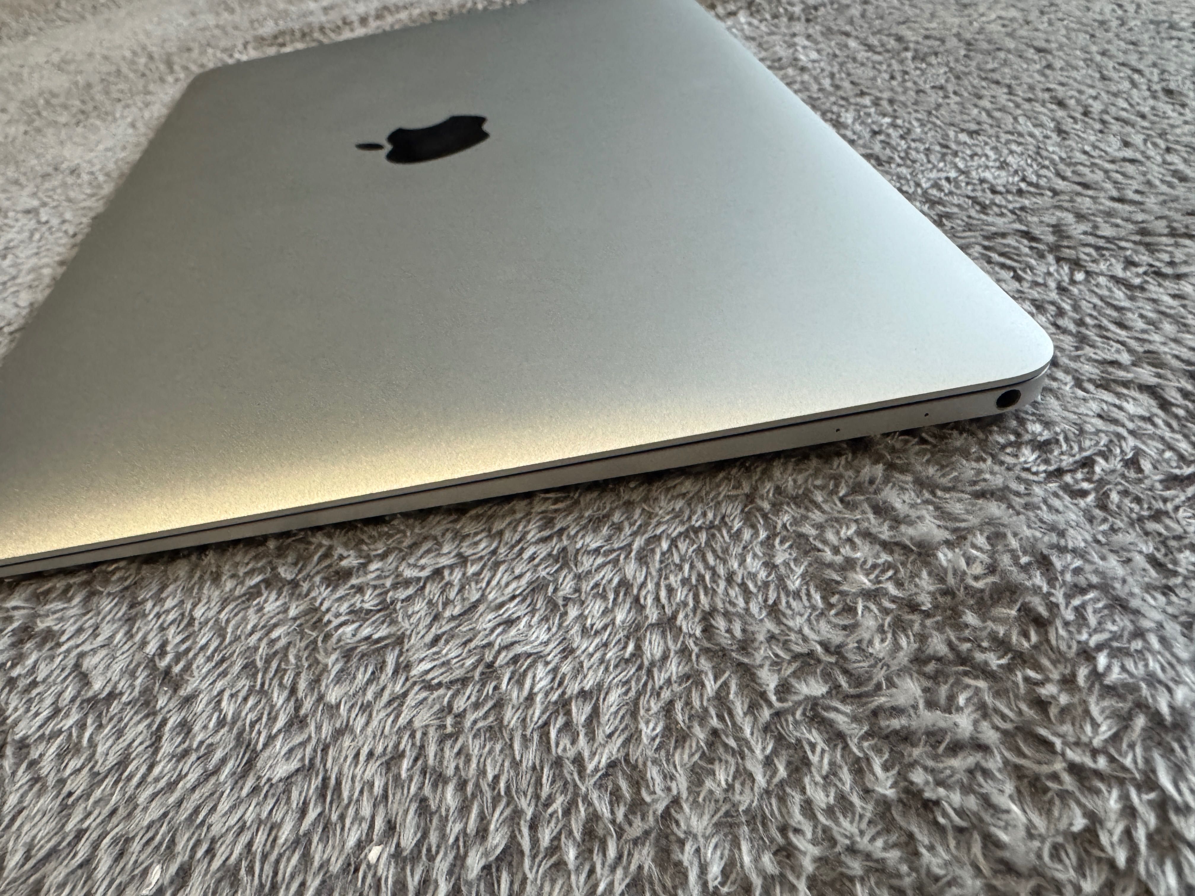 Apple MacBook Retina 5Y71/8GB/512 SSD/MacOS Big Sur - Silver - A1534