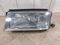 Skoda Octavia 1 I lift Europa lampa reflektor przód lewa soczewka