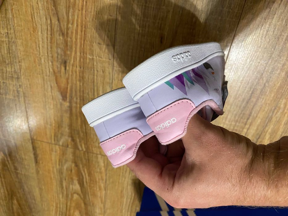 Adidas кроссовки кросівки детские на девочку Адидас оригинал р.26