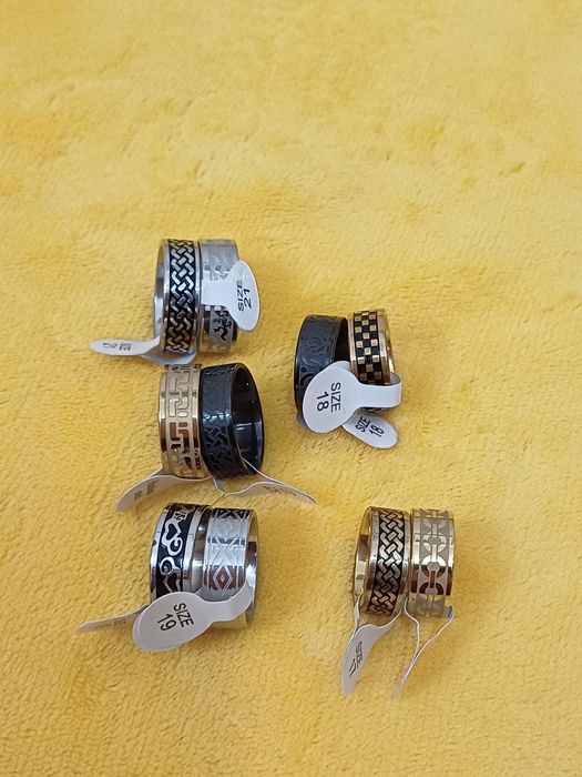 Conjunto de 10 anéis