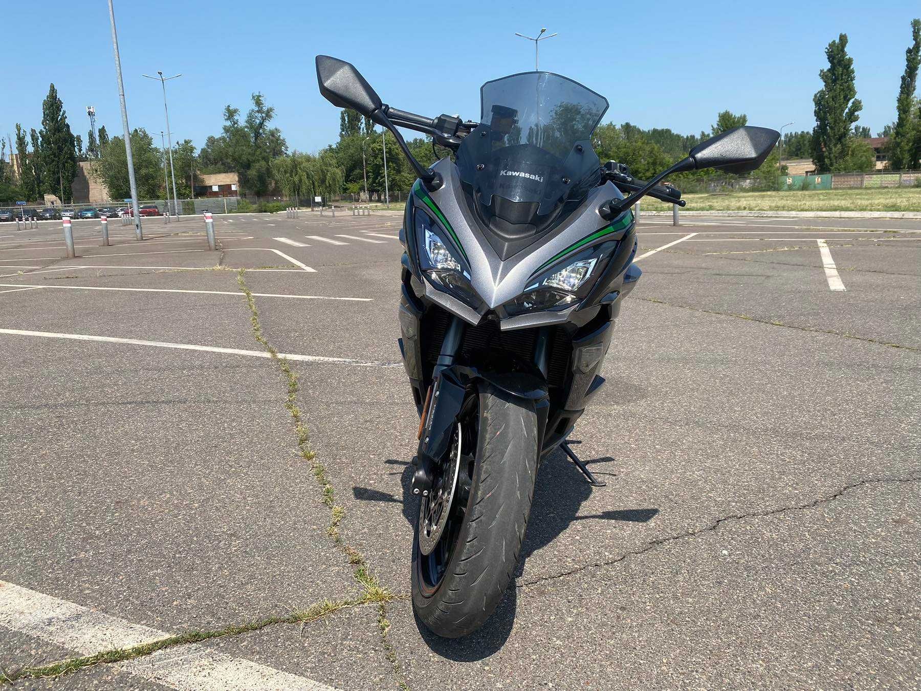 Продаю KAWASAKI Ninja Z1000SX 2023 год