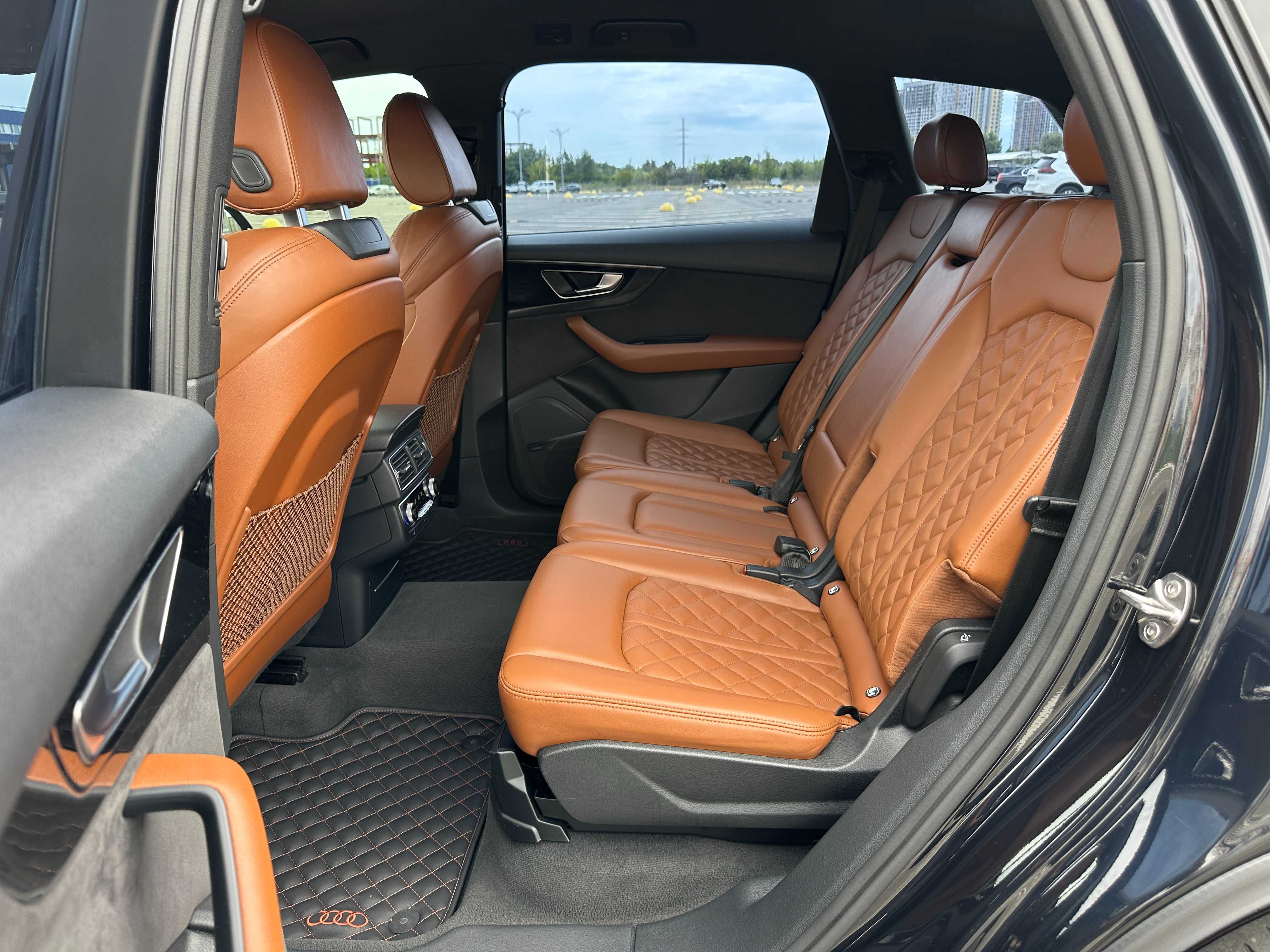 Audi Q7 3.0TDI V6 S Line