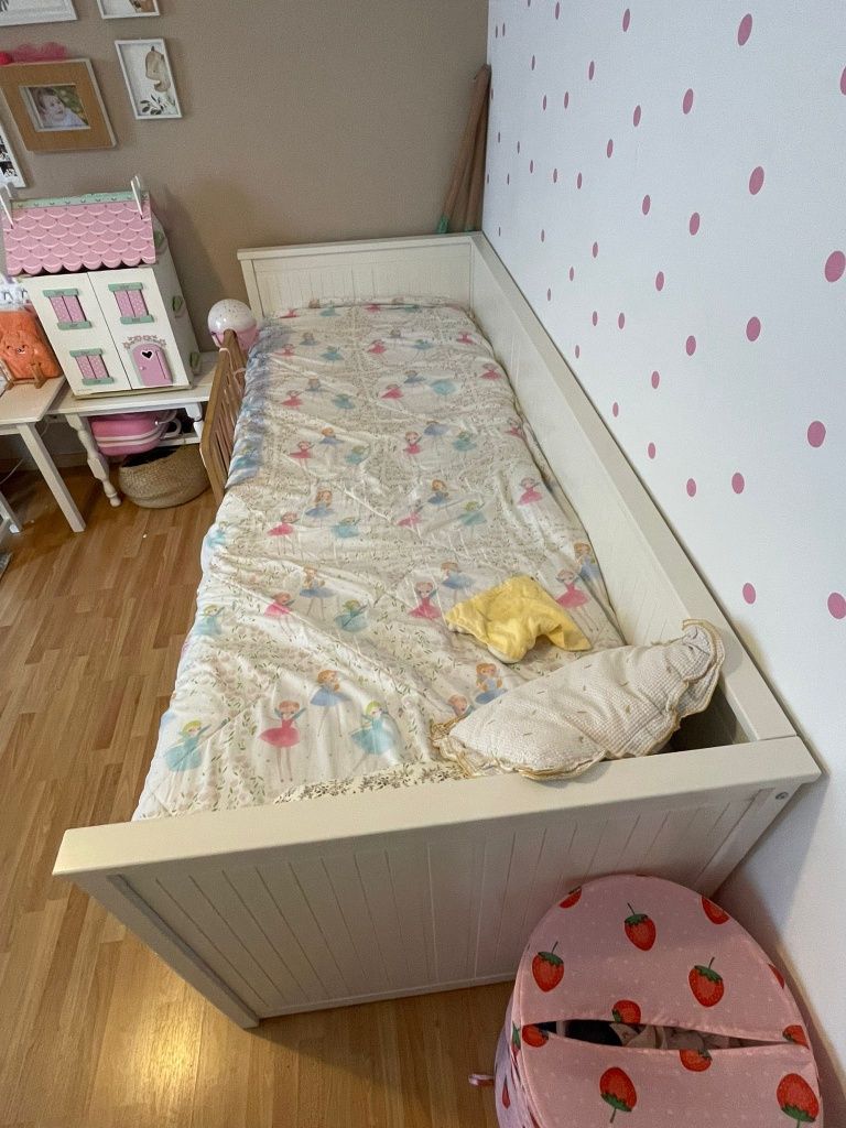 Cama IKEA Hemnes