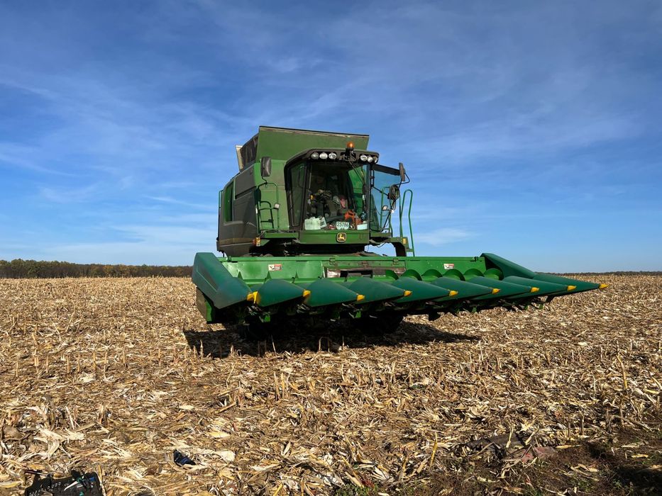 Жатка кукурузная Джон Дір 892 з сечкарем. Обмін