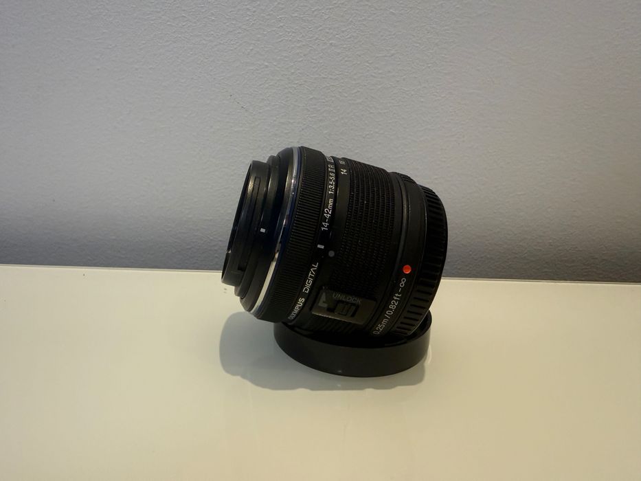 Olympus m.zuiko 14-42