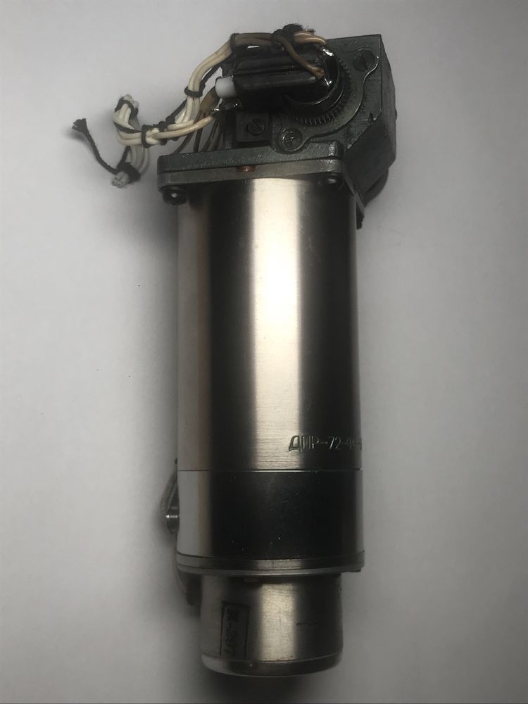 Электродвигатель ДПР72-Ф6-06 12В 6000об/мин. с таходатчиком ТС-210