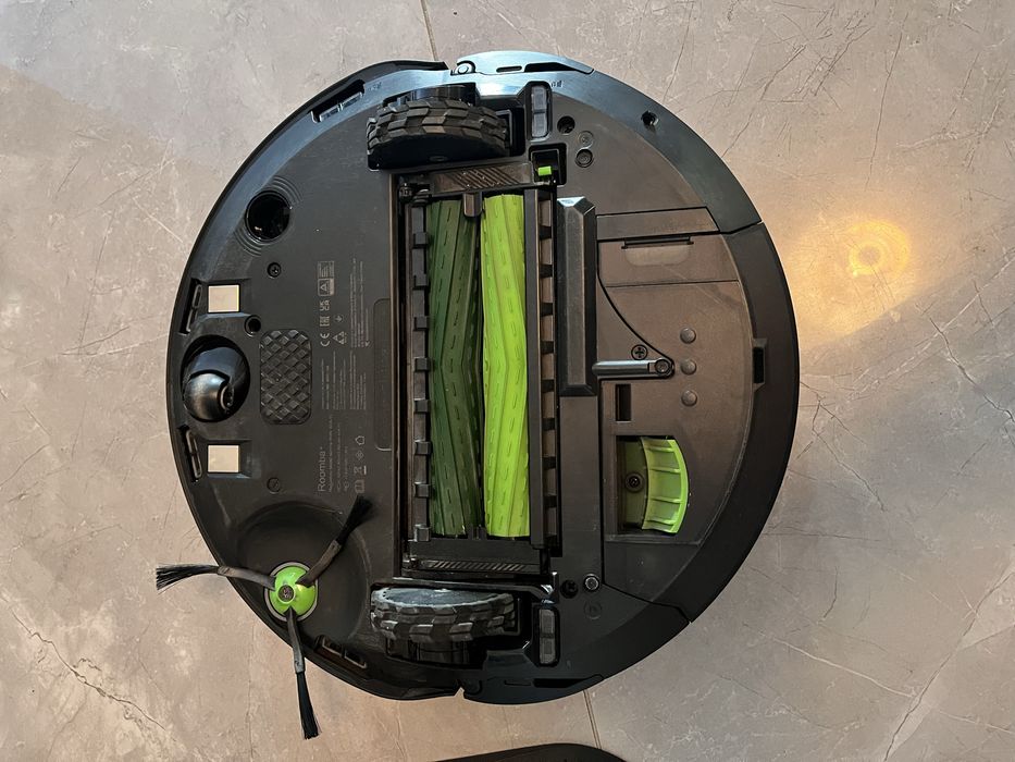 Robot sprzątający IROBOT Roomba Combo j7+