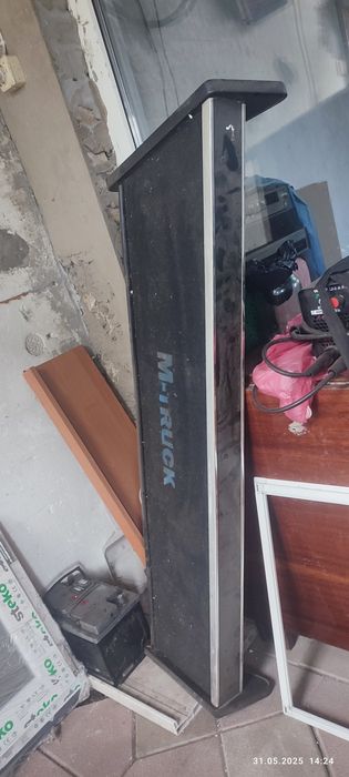 Продам обеденный столик Ман Вольво...