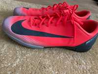 sportowe buty NIKE