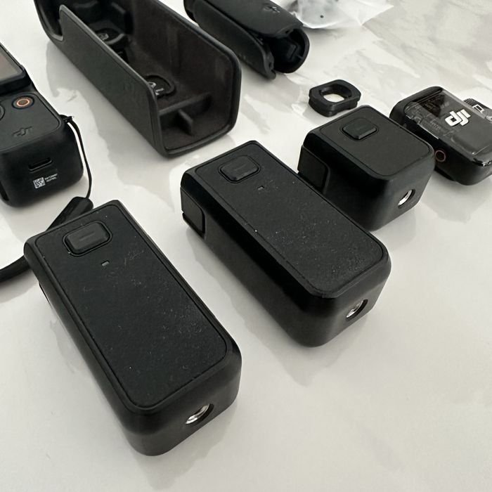 DJI Pocket 3 Creator Combo + 2 baterias 950mAh + estojo rígido LEKUFEE