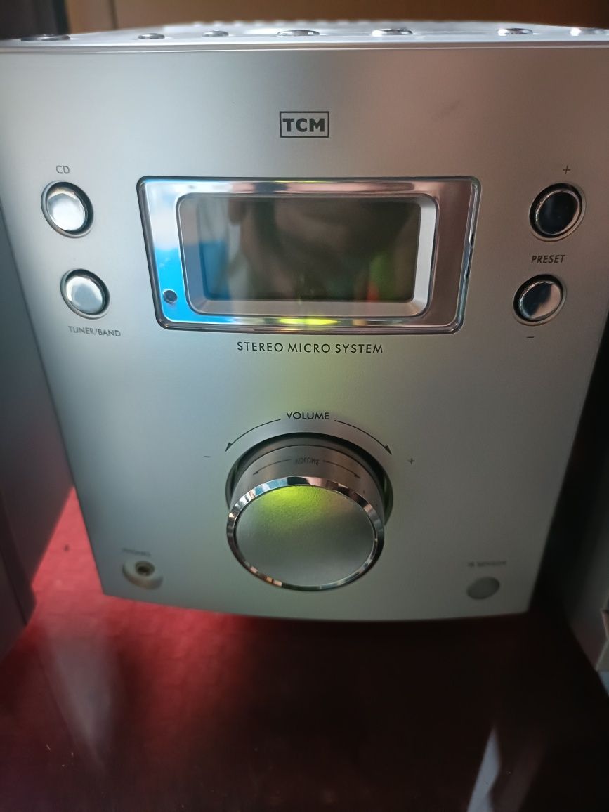 Mini wieża TCM radio/CD
