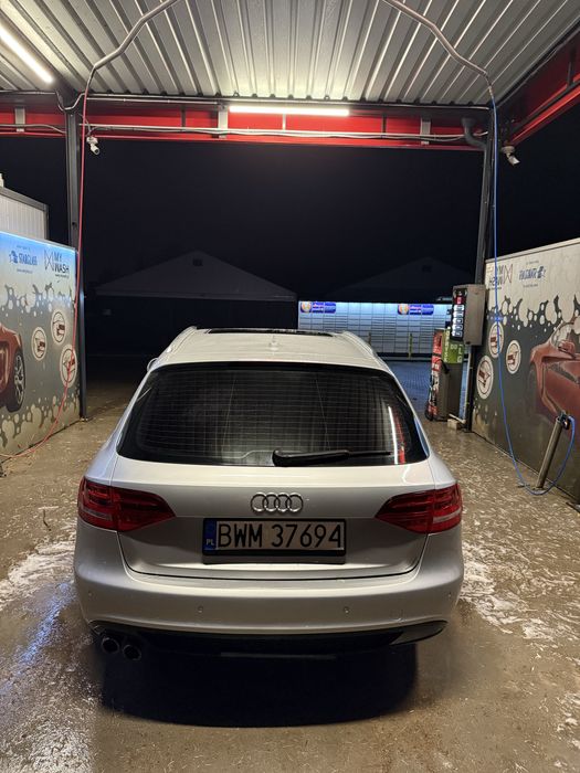 Audi A4B8 2.0TDI 143km