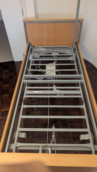 Cama hospitalar Invacare Alegio