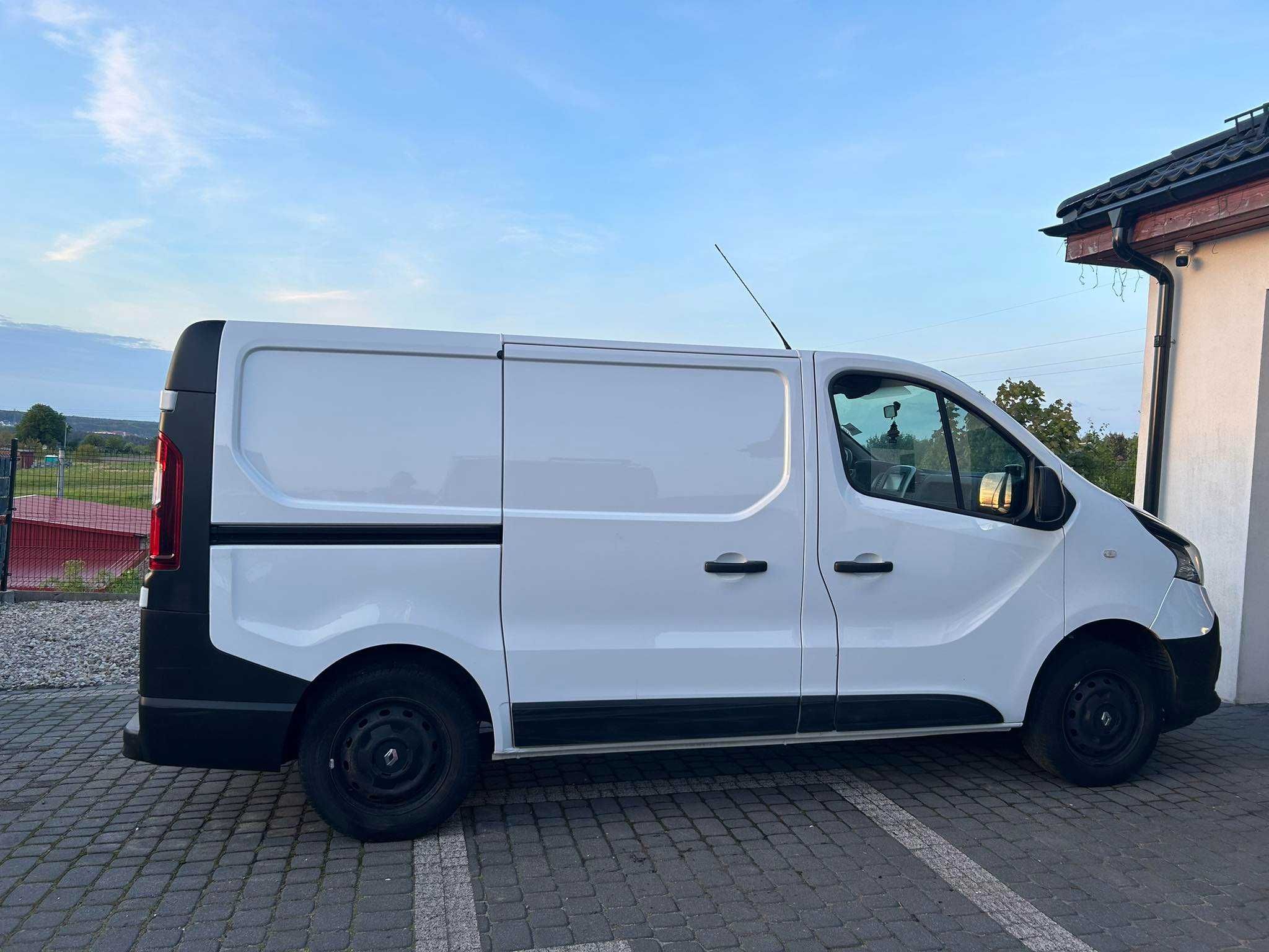 Renault Trafic L1H1 2015r 1.6DCI 120KM uszkodzony silnik sprowadzony