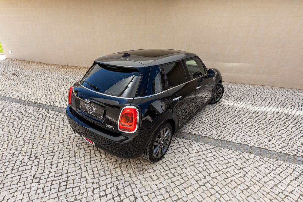 Mini Cooper 1.5 Turbo Auto Seven Edition (financiamento disponível)